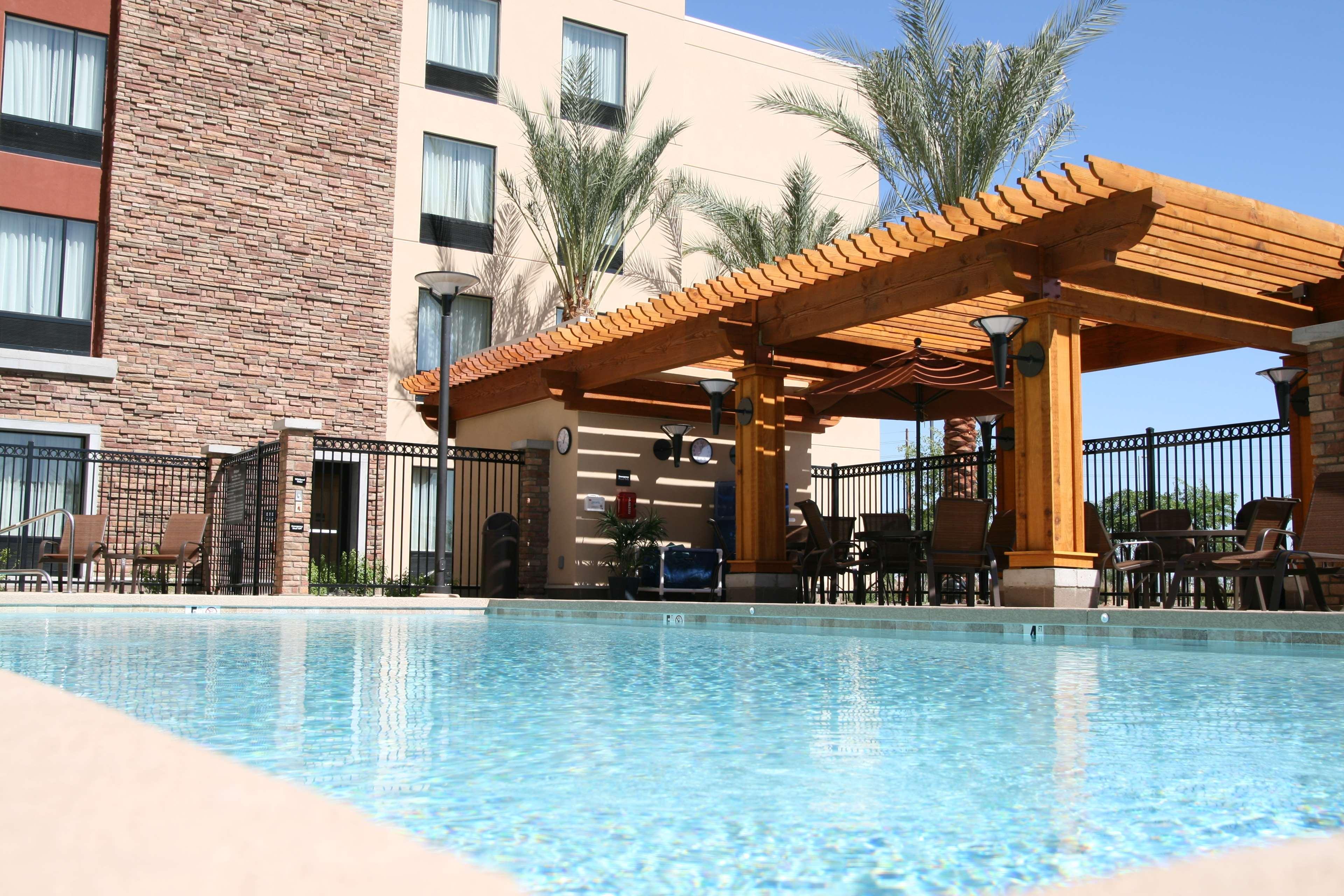 Hampton Inn & Suites Phoenix Chandler Fashion Center Exteriör bild