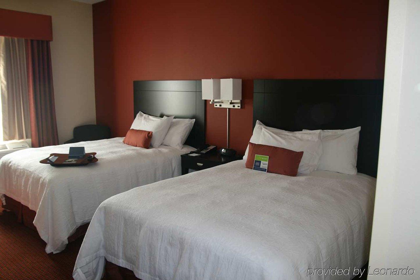 Hampton Inn & Suites Phoenix Chandler Fashion Center Rum bild